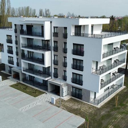 Rivapark Apartment Dunajska Streda Bagian luar foto