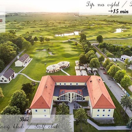 Rivapark Apartment Dunajska Streda Bagian luar foto