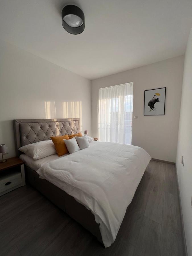 Rivapark Apartment Dunajska Streda Bagian luar foto