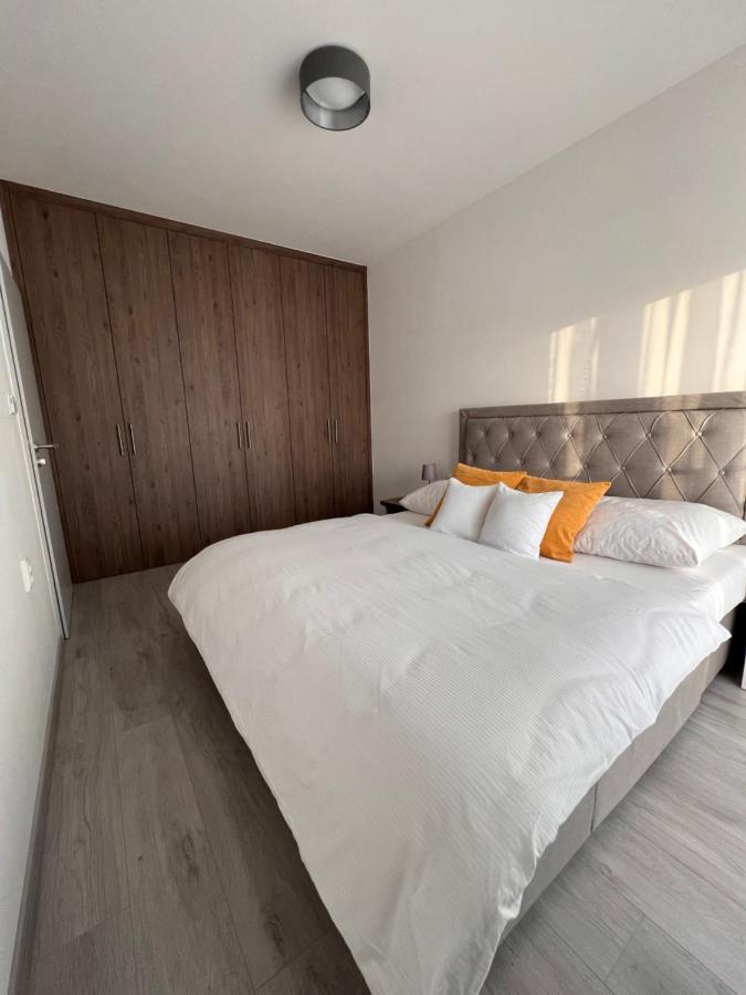 Rivapark Apartment Dunajska Streda Bagian luar foto