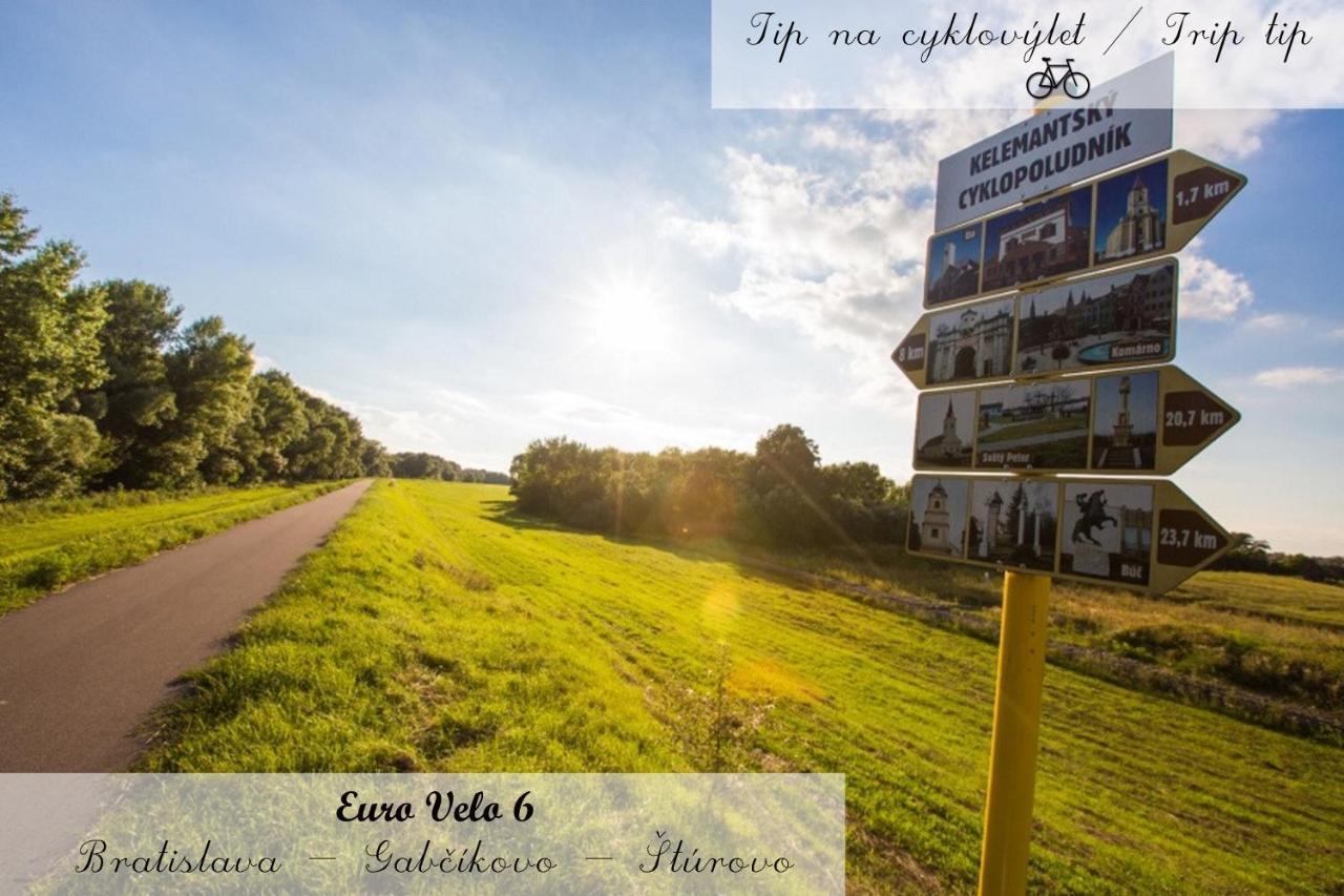 Rivapark Apartment Dunajska Streda Bagian luar foto